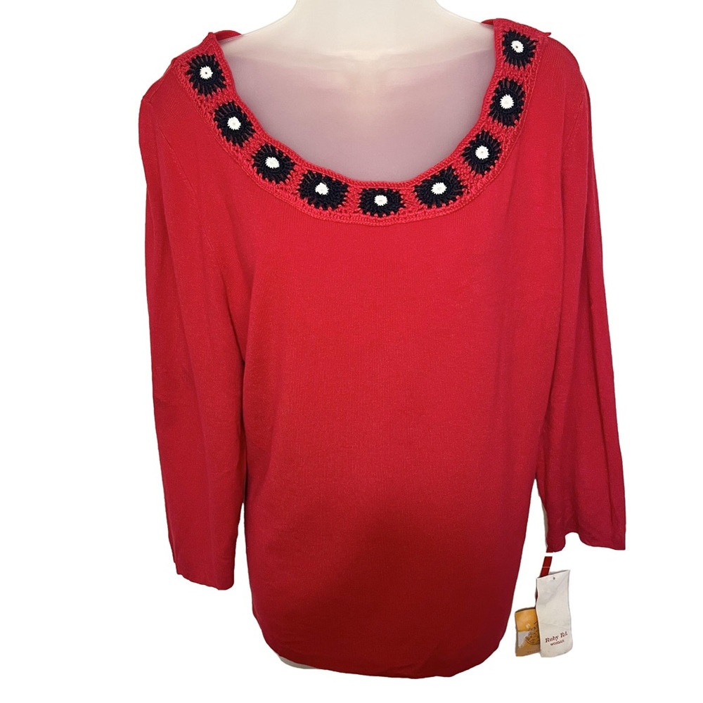 New Ruby Rd. 1X Knit Top Red Black Crotchet Neckline 3/4 Sleeve Scoop Neck Women